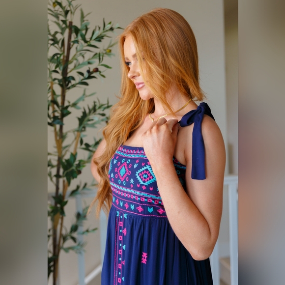 NWT Savanna Jane Midnight Magic Embroidered Maxi Dress - Picture 6 of 16